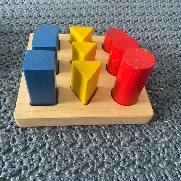 Plan Toys Colorful Wooden Shape Sorting Toy Set - Picture 5 of 11